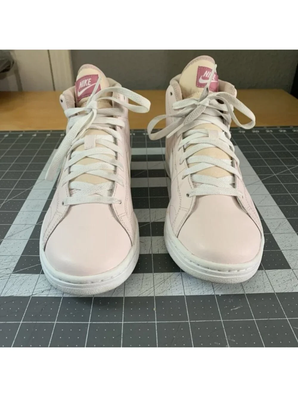 Nike Court Royale 2 Mid Sneakers Women's 8.5 Light Soft Pink Shoes FD0286-600
